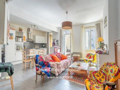 For sale Marseille-1er-arrondissement 5 rooms 150 m2 Bouches du Rhone (13001) photo 2