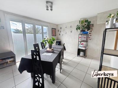 For sale Bourgueil 4 rooms 85 m2 Indre et loire (37140) photo 0