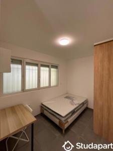 For rent Villejuif 1 room 18 m2 Val de Marne (94800) photo 0