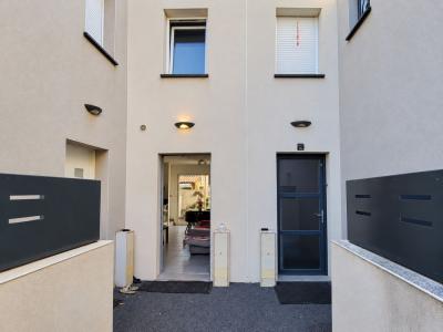 For sale 30 M�TRES DE LA PLAGE 3 rooms 40 m2 Herault (34420) photo 0
