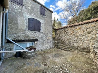 For sale 8 rooms 176 m2 Herault (34210) photo 2