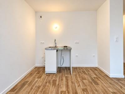 Louer Appartement  730 euros