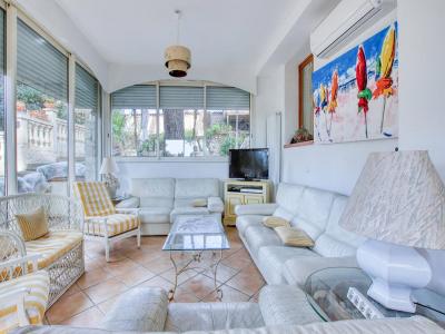 For sale Bandol 11 rooms 258 m2 Var (83150) photo 3