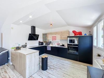 For sale Perray-en-yvelines 3 rooms 70 m2 Yvelines (78610) photo 0
