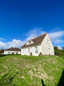 For sale Bayeux 5 rooms 124 m2 Calvados (14400) photo 2