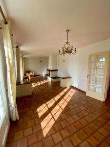 For sale Bayeux 5 rooms 124 m2 Calvados (14400) photo 3