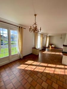 For sale Bayeux 5 rooms 124 m2 Calvados (14400) photo 4