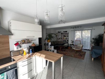 Acheter Maison Beaucouze 358700 euros