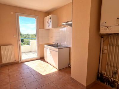 For sale Ponts-de-ce 3 rooms 68 m2 Maine et loire (49130) photo 3