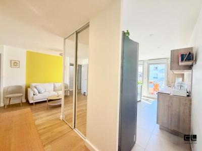 For sale Lyon-9eme-arrondissement 4 rooms 83 m2 Rhone (69009) photo 3