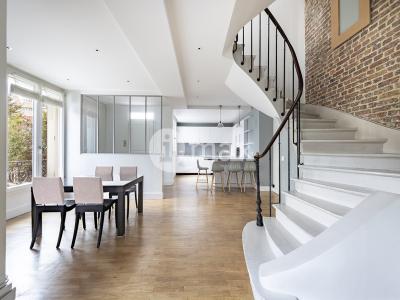 For sale Courbevoie 7 rooms 167 m2 Hauts de Seine (92400) photo 0