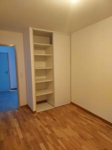 For rent Montrevel-en-bresse 4 rooms 84 m2 Ain (01340) photo 2