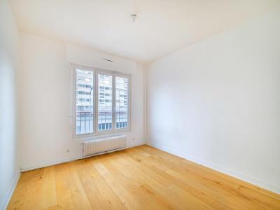 For sale Lyon-7eme-arrondissement 2 rooms 49 m2 Rhone (69007) photo 4