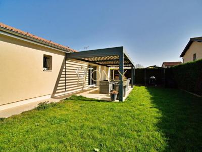 For sale Quincieux 5 rooms 97 m2 Rhone (69650) photo 2