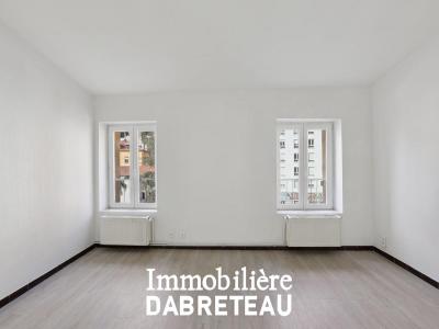 Louer Appartement Caluire-et-cuire 886 euros