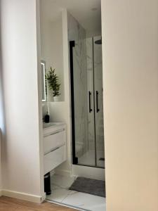 For rent Rennes 2 rooms 40 m2 Ille et vilaine (35000) photo 2