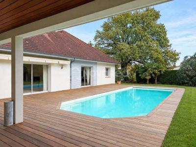 For sale Artiguelouve 8 rooms 228 m2 Pyrenees atlantiques (64230) photo 1