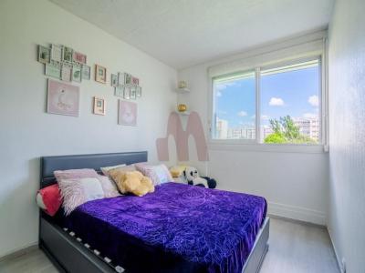 For sale Bron 3 rooms 55 m2 Rhone (69500) photo 3