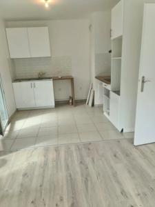 For rent Courdimanche 3 rooms 62 m2 Val d'Oise (95800) photo 2