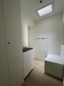 Louer Appartement Paris-11eme-arrondissement 1694 euros