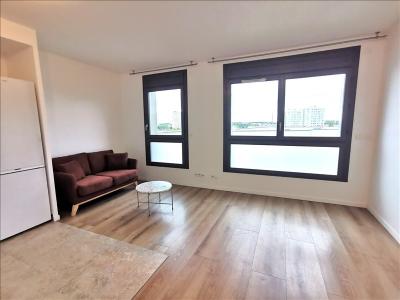 For rent Nanterre 2 rooms 39 m2 Hauts de Seine (92000) photo 3