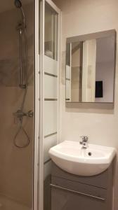 For rent Corbeil-essonnes 1 room 18 m2 Essonne (91100) photo 2