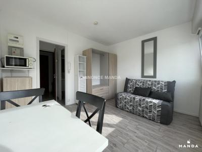 Louer Appartement 15 m2 Talence