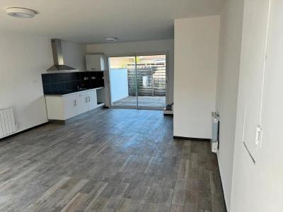 For rent Begles 3 rooms 60 m2 Gironde (33130) photo 1
