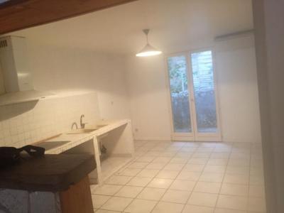 Louer Maison 80 m2 Lestiac-sur-garonne