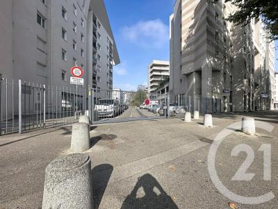 Acheter Parking 17 m2 Lyon-8eme-arrondissement