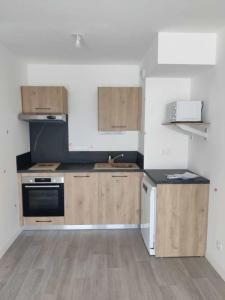 For rent Trignac 2 rooms 45 m2 Loire atlantique (44570) photo 2