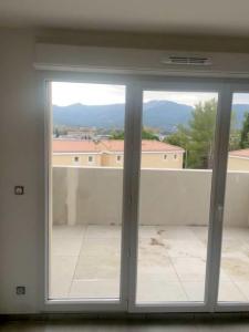 Louer Appartement Brignoles 692 euros