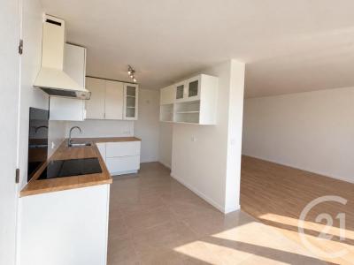 Louer Appartement Bron Rhone