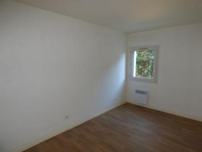 Louer Appartement 72 m2 Aubigny-sur-nere