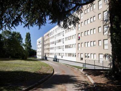 For rent Vierzon 3 rooms 68 m2 Cher (18100) photo 0