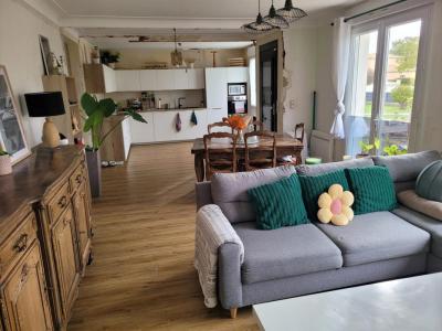 For sale Ligne 4 rooms 90 m2 Loire atlantique (44850) photo 4