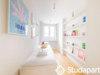 Louer Appartement Paris-16eme-arrondissement Paris