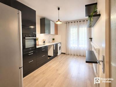 For sale Albertville 4 rooms 80 m2 Savoie (73200) photo 3