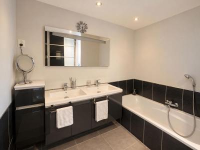 For sale Saint-remy-de-provence 3 rooms 113 m2 Bouches du Rhone (13210) photo 4