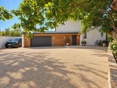 For sale Arradon 8 rooms 194 m2 Morbihan (56610) photo 1