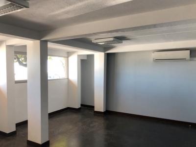 Louer Bureau 71 m2 Cayenne