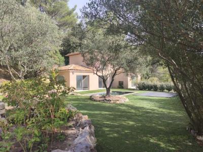 For sale Carnoules 4 rooms 99 m2 Var (83660) photo 0
