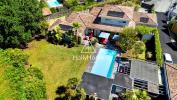 For sale House Saint-jean-d'illac  202 m2 6 pieces