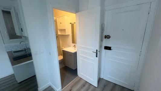 For rent Paris-7eme-arrondissement 1 room 22 m2 Paris (75007) photo 1