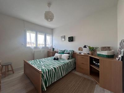 For sale Donges 5 rooms 92 m2 Loire atlantique (44480) photo 4