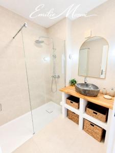 For sale Marseille-9eme-arrondissement 6 rooms 104 m2 Bouches du Rhone (13009) photo 2