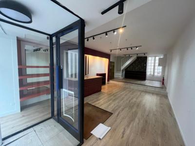 Louer Local commercial Paris-17eme-arrondissement Paris