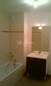 Louer Appartement 45 m2 Notre-dame-d'oe
