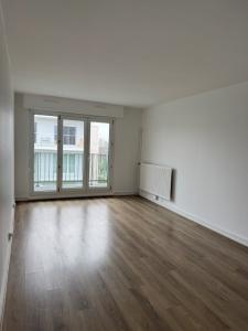 For sale Noisy-le-grand 3 rooms 66 m2 Seine saint denis (93160) photo 0