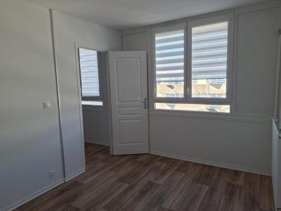 For sale Trappes 5 rooms 97 m2 Yvelines (78190) photo 2